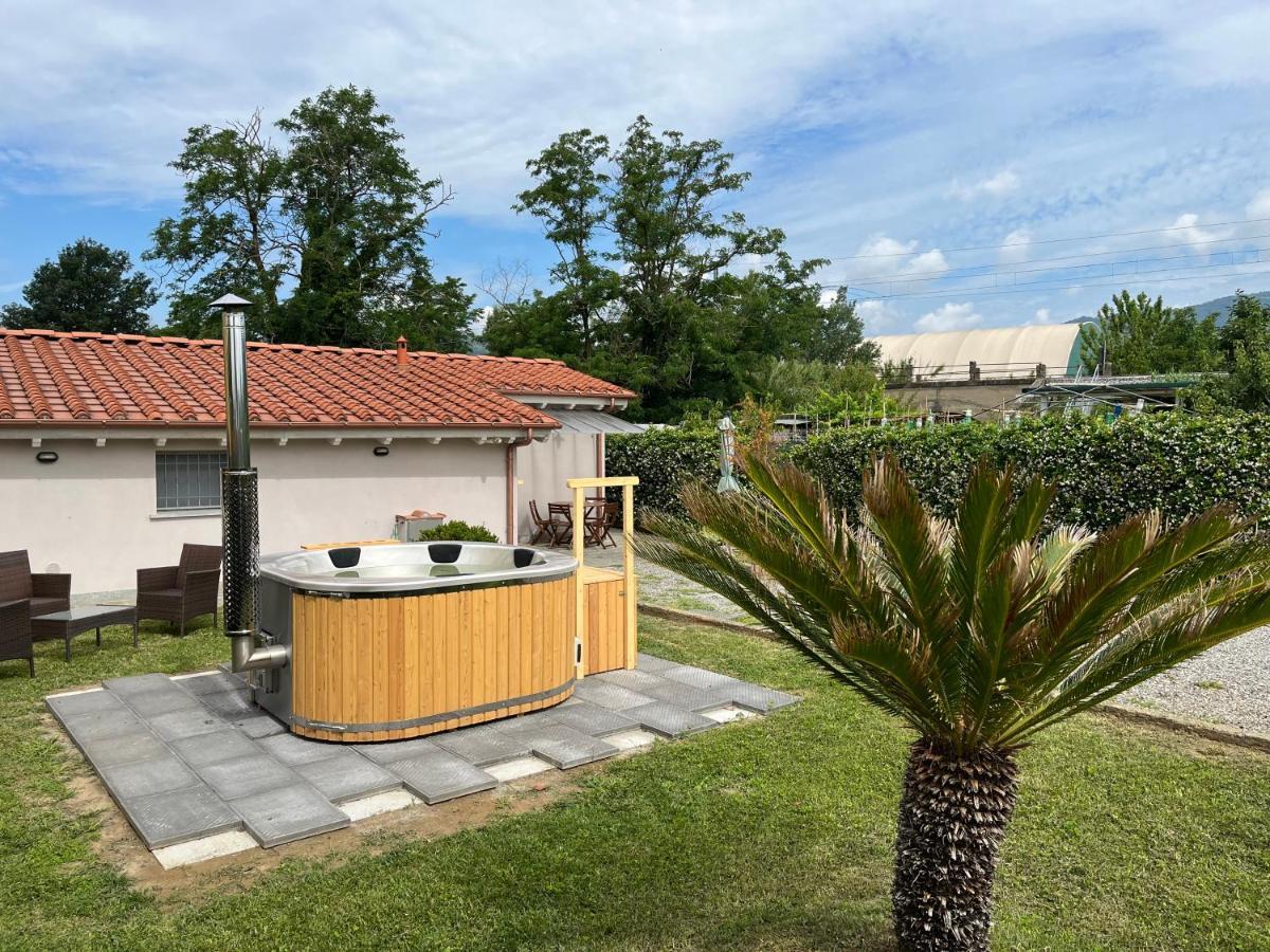 La Camelia Villa Massa e Cozzile Kültér fotó